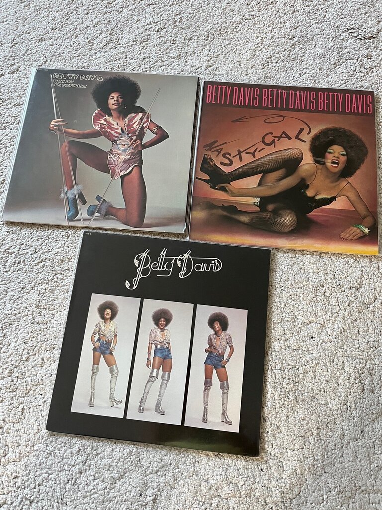 Betty Davis.jpg