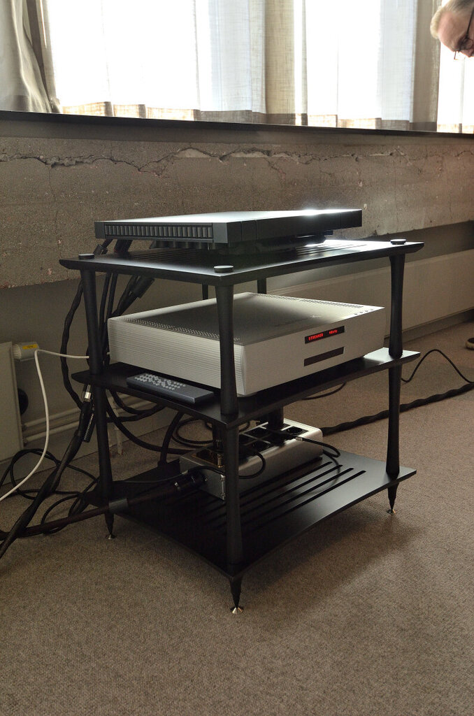 Ilumnia Vocalis MKII NE_2275.JPG